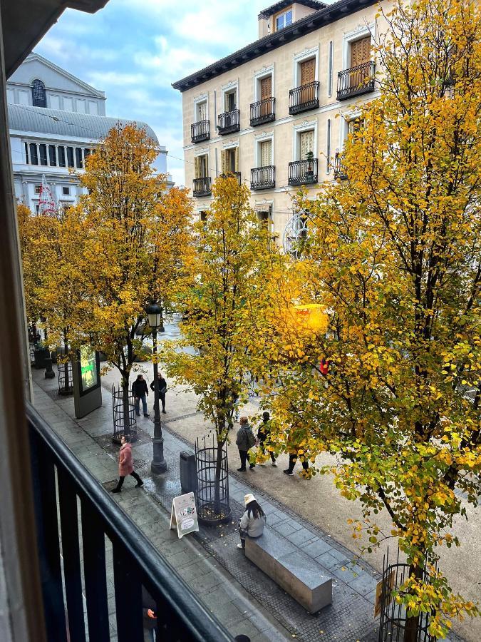 Lotus Opera House Hotel Madrid Exterior photo